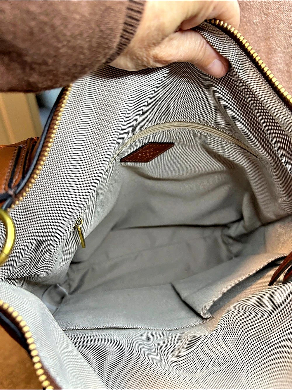 Fossil Maya Hobo Brown Crossbody Bag - Picture 16 of 16